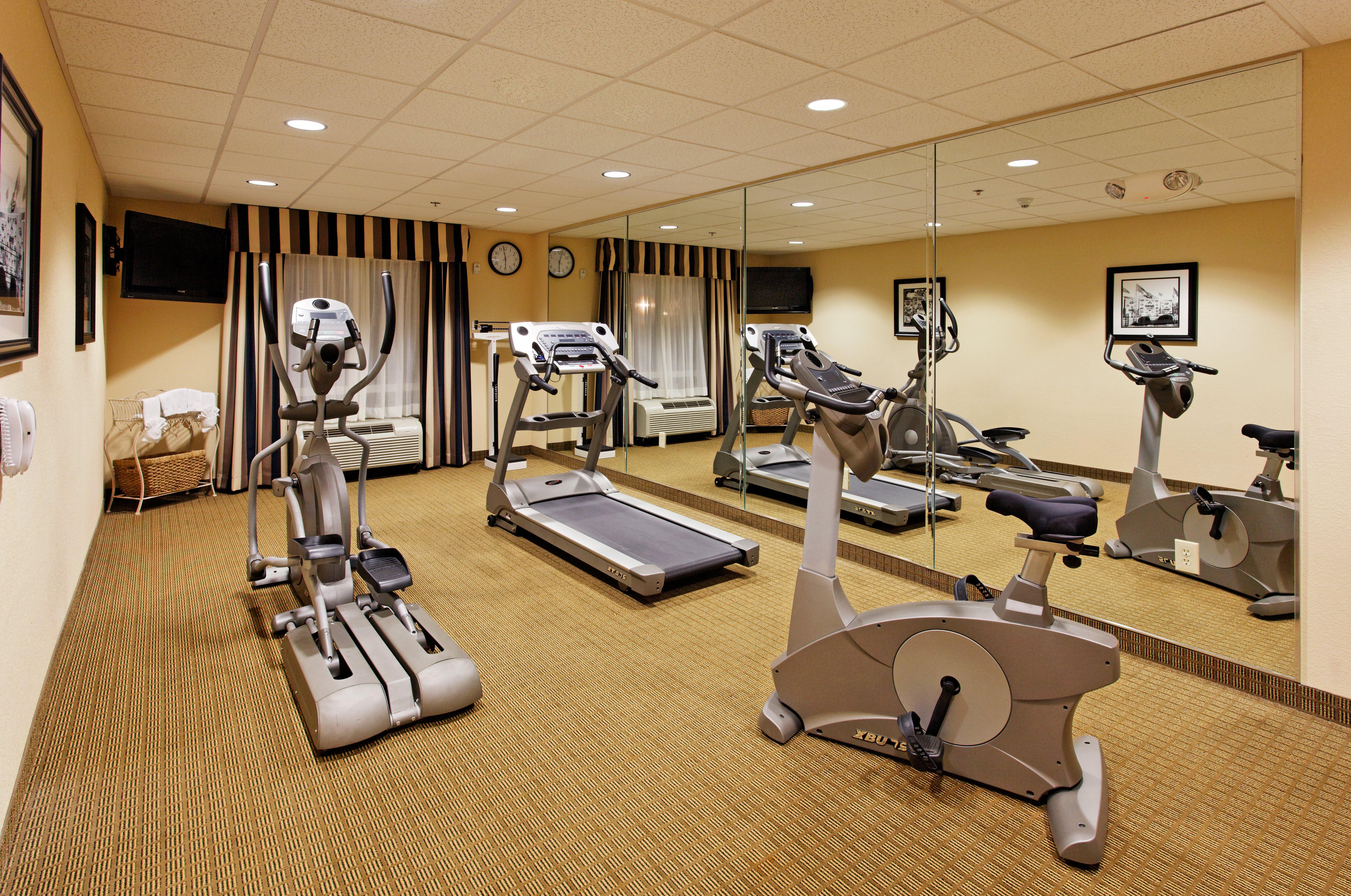 Holiday Inn Express Hotel & Suites Talladega By Ihg Ngoại thất bức ảnh